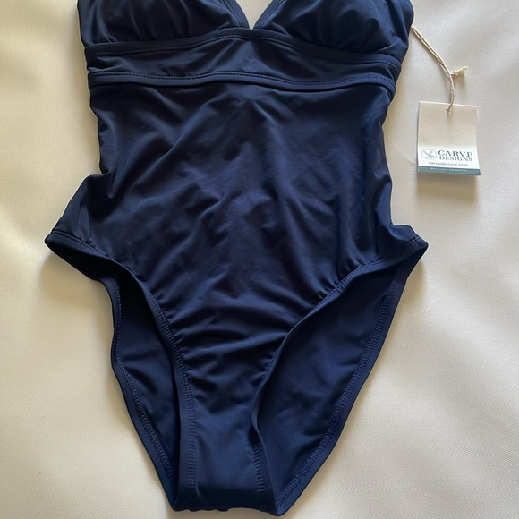 NWT CARVE Designs Bathing suit S/M - Picture 2 of 9
